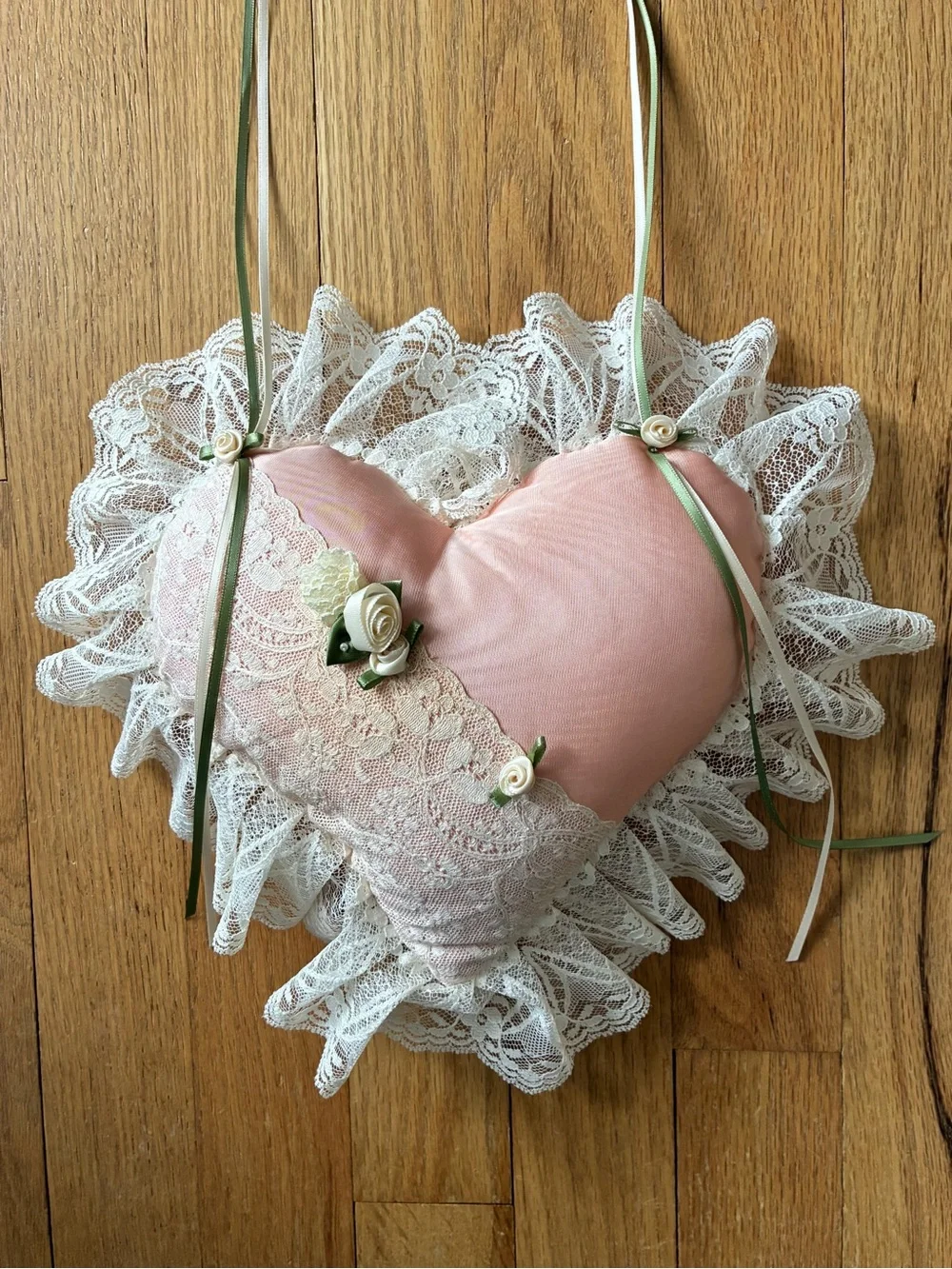 NWT Saks Fifth Avenue, Antique Blush Pink Hanging Heart Pillow, England, 1980s